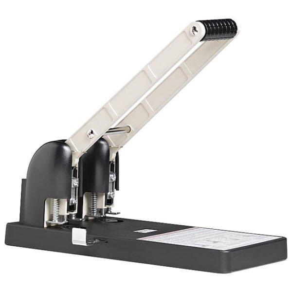 Bušač 2 rupe do 150 listova 2 rupe; razmak između rupa je 80 mm; ima metalni graničnik za formate: A4, A5, A6,...; promjer noža za bušenje: 6 mm; oštri noževi omogućuju bušenje bez napora; lagana i čvrsta baza; u kartonskoj kutiji dimenzije 34x16x15,5 cm; težina: 2,10 kg